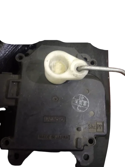 TOYOTA AVENSIS T22 SILNICZEK NAGRZEWNICY 063700-6241 Zamów dziś