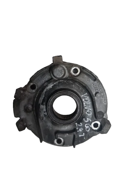 Obniżka ceny VOLVO S60 2.4 T POMPA OLEJU 2458426