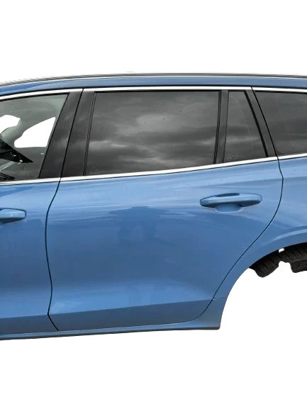 Bezpieczna płatność VOLVO V60 II 20R KOMBI DRZWI LEWY TYŁ