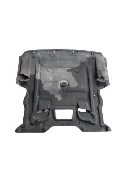 BMW 5 F11 LIFT 2.0 D PŁYTA OSŁONA SILNIKA 74850610 Nie przegap