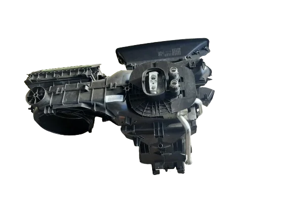 Hit cenowy AUDI A3 8V 2.0 TDI NAGRZEWNICA 5Q1820005AM