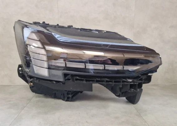 Darmowa dostawa LAMPA PRZÓD VOLVO EX90 FULL LED PIXEL PRAWA RH 22- 32450063