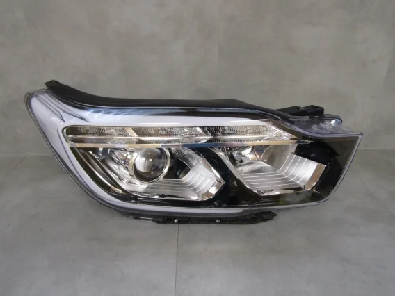 LAMPA PRZÓD SSANGYONG REXTON II KSENON RH PRAWA 17- 83102 36030 Dostępne od ręki