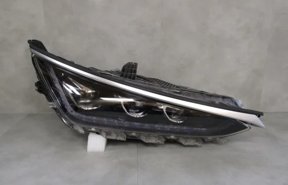Bestseller LAMPA PRZÓD BYD TANG II 2 FULL LED 18- RH STE-4121020C
