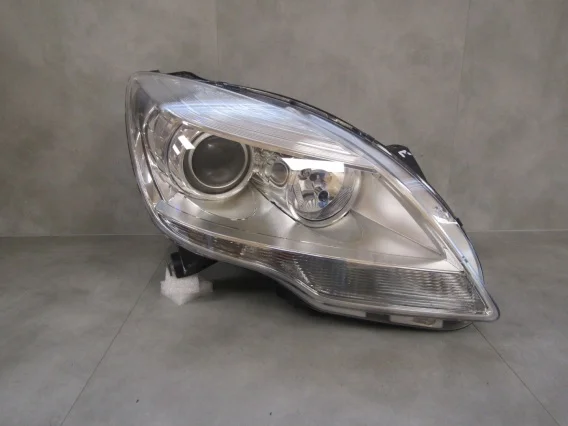 LAMPA PRZÓD MERCEDES R KLASA LIFT SOCZEWKA PRAWA RH 2518202861 09-14 Tylko do końca tygodnia