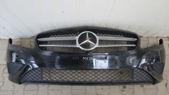 Zderzak przód Mercedes 176 A-Klasa 12-16 RADAR Dostępne od ręki