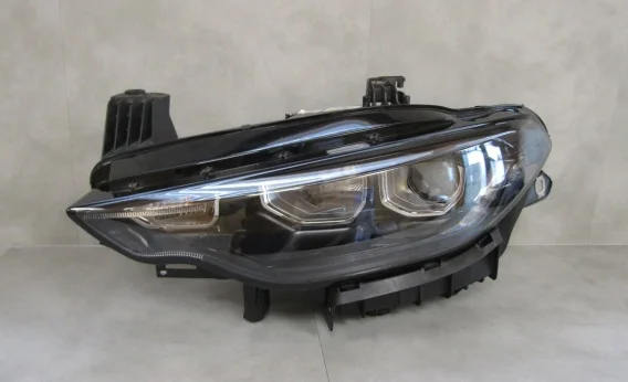 Dodaj do koszyka LAMPA PRZÓD FIAT TIPO II 2 KSENON NIESKRĘTNY 15-20 LH LEWA 521451670E