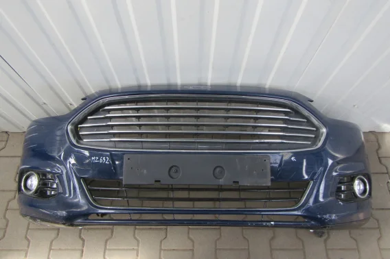 Dostępne od ręki Zderzak przód Ford Mondeo MK5 V 14-17