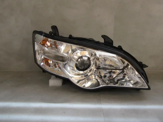 LAMPA PRZÓD SUBARU LEGACY IV OUTBACK GT ZWYKŁA SOCZEWKA JASNA 03-06 RH Szybka dostawa