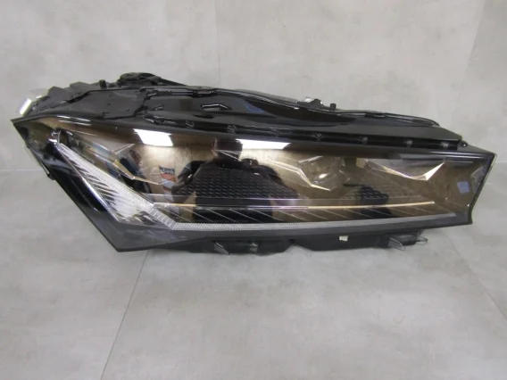 LAMPA PRZÓD SKODA SUPERB IV FULL LED CRYSTAL LIGHTING RH PRAWA 3P1941016B 24- Nowość
