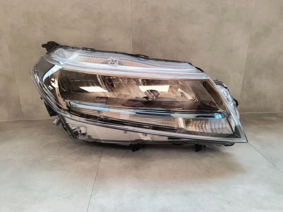 Lampa przód Suzuki Vitara 2 II LED LIFT 24- RH PRAWA KOITO 100 7R016 Rabat