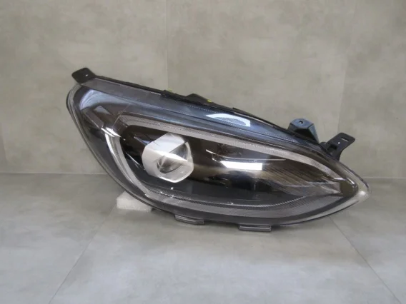 LAMPA PRZÓD FORD FIESTA MK8 VIII FULL LED LIFT 21- RH Rabat