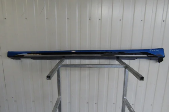 Niska cena Listwa progowa lewa Kia Ceed III 3 GT 18- 5D GT Line
