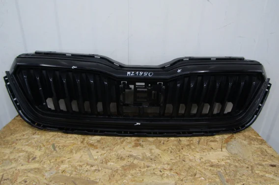 Do wyczerpania zapasów GRILL ATRAPA CHŁODNICY ZDERZAKA PRZÓD Skoda Scala 657853653A 19-