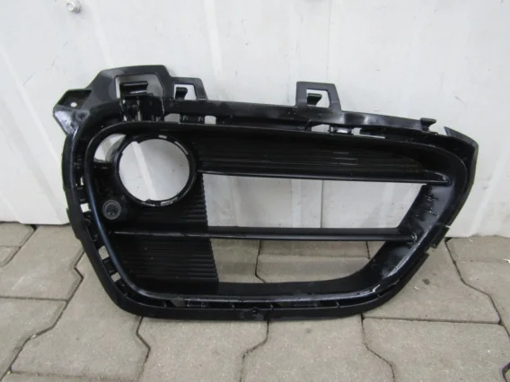 Zamów dziś Kratka zaślepka prawa zderzak przód PORSCHE CAYMAN 2 II 981 12-14