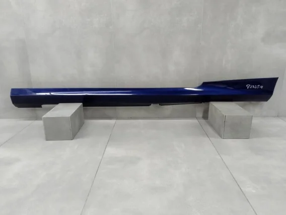 Ostatnia szansa Listwa progowa lewa Ford Fiesta MK8 ST 3D 18-
