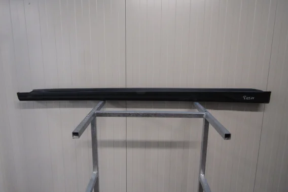 Listwa progowa lewa Hyundai Kona Electric 18- Wysoka jakość