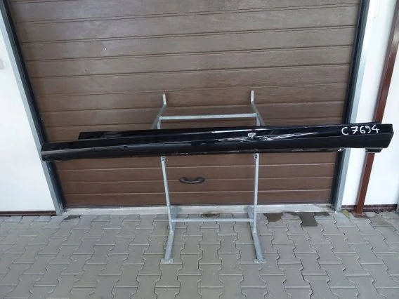 Ostatnia szansa Listwa progowa lewa Mercedes ML 166 11- AMG GLE 15