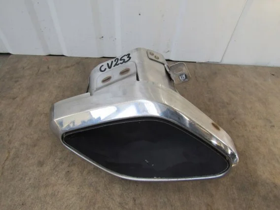 Wyjątkowa oferta Końcówka wydechu prawa Ford Focus MK4 Vignale 18-