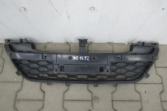Ostatnia szansa Kratka Atrapa zderzaka SsangYong Rodius 12-15